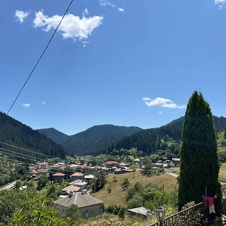 بيت ضيافة изгрев